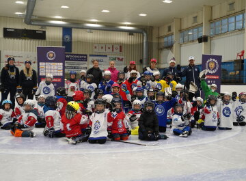 Týden hokeje s Warriors